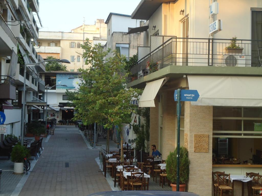 Hotel George Calamata Exterior foto
